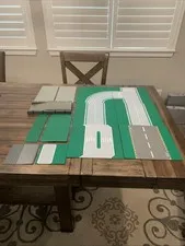 LEGO Vintage Green Baseplates Raised Ramp & Additional Baseplates
