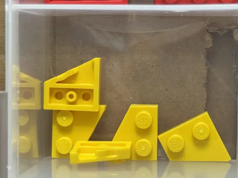 LEGO Parts - Yellow Wedge, Plate 2 x 2 Left - No 24299 - QTY 5