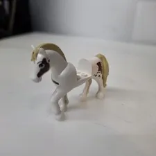 White Horse Only From LEGO Friends Autumn’s Horse Stable 41745 