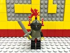 LEGO Castle Black Knight Mini Figure Soldier Knight Dragon Knight with Armor