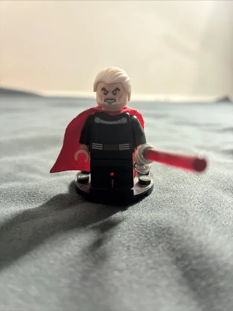 LEGO Count Dooku Minifigure 75017 Star Wars Sith Lord Duel On Geonosis