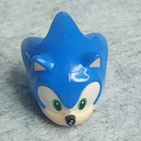 LEGO 27456pb03 Hedgehog Sonic Minifigure Head with Grin to Left Pattern Blue x1