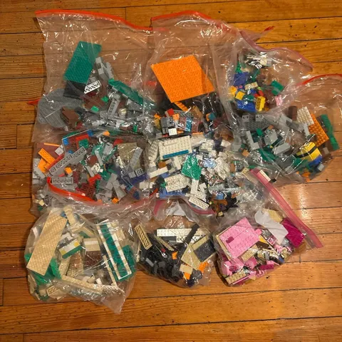 LEGO 5 Lbs Of Legos 7 Bags Of Lego Pieces Mix