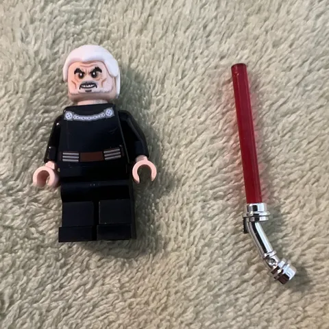 LEGO Star Wars Count Dooku 75017 fully intact just missing cape | check |
