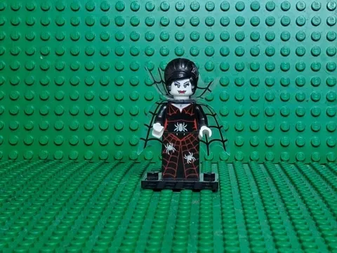 LEGO Spider Lady Minifigure 71010 Monsters Series 14, New Sealed