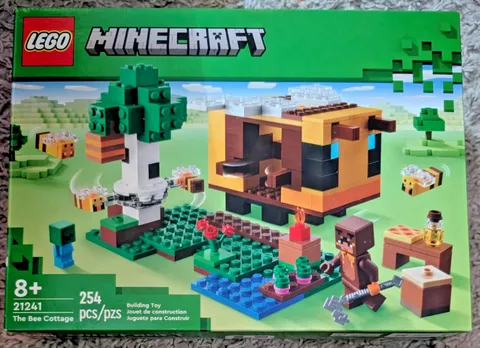 LEGO Minecraft 21241 The Bee Cottage 254 pcs Retired Set NEW SEALED