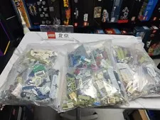 LEGO 10243 Icons Parisian Restaurant 2469 pcs -丨No Instruction丨No box！