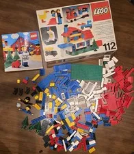 Vintage 1976 LEGO 203-PIECE UNIVERSAL BUILDING SET #112 With 298 Pieces W Box