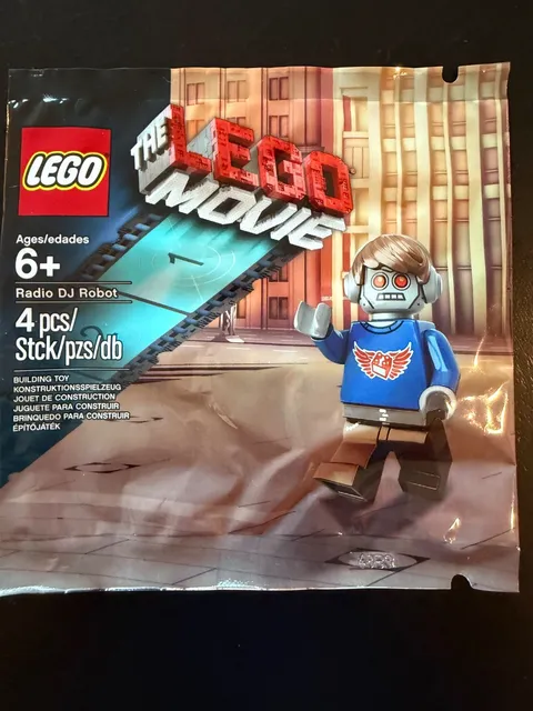 LEGO The LEGO Movie: Radio DJ Robot (5002203) - New Sealed Minifigure Polybag
