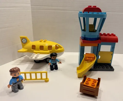 Lego Duplo Airport #10871 No Box/Manual Missing Child Figure Ages 2+ 28 Pieces