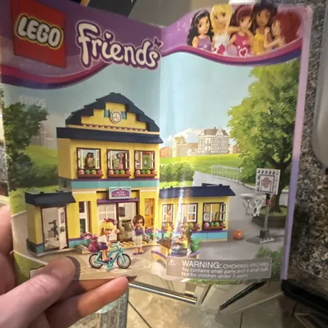 LEGO Friends 41005 Heartlake High OPEN ( no box) w/ Instructions