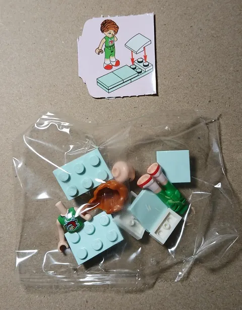 Lego 42668 Friends Advent 2025 Amputee Mini Figure With Bed