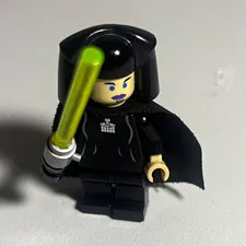 Rare Lego Starwars Luminara Unduli minifigure, from set 7260 saber still working