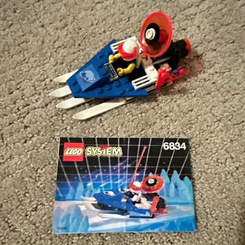 LEGO Space Ice Planet 2002 #6834 Celestial Sled w/Instructions 99% complete