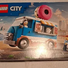 LEGO City 60452 Donut Truck Complete Set 196 Pieces Age 5+ (Box)