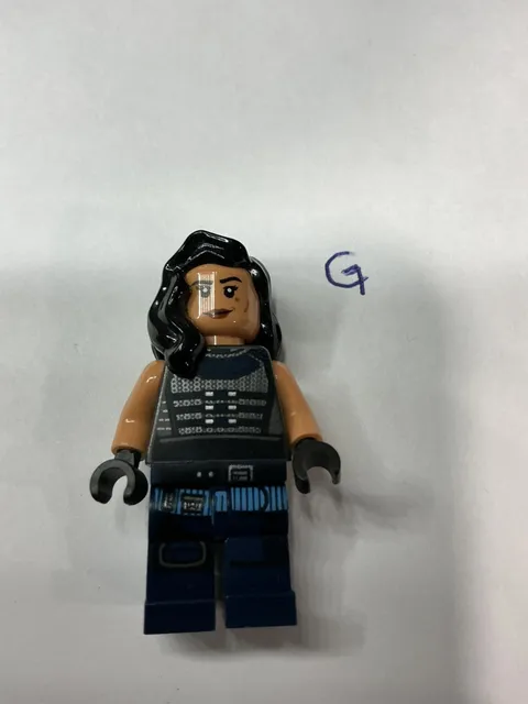 LEGO Carasynthia 'Cara' Dune STAR WARS MINIFIGURE FROM THE MANDALORIAN