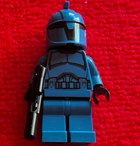 LEGO Star Wars Clone Trooper Blue Plastic Minifigure Figure w/ Blaster