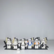 LEGO Star Wars Minifigure Lot Stormtrooper Clone Trooper w/ Blasters