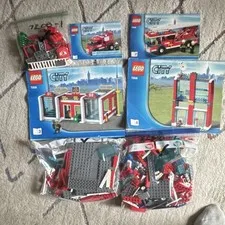 LEGO CITY 7208 Fire Station set w/ Instructions Fire Subtheme