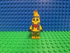 LEGO Adventure Peely Minifigure Fortnite 77073 fort002 CMF Lot Rare Retired HTF 