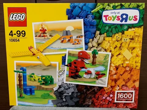 Unopened Toys R Us exclusive LEGO 10654 Idea Parts XL (1600P)