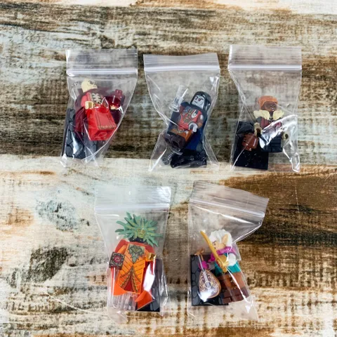 Lof of 5 LEGO Dungeons & Dragons Mini Figures - Szass Tam, Strahd, Barbarian ++