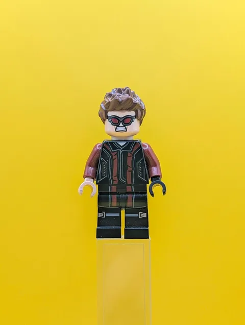Hawkeye sh0172 Black and Red Suit Marvel Minifigure Lego
