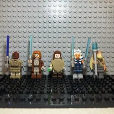 LEGO Star Wars Minifigure Lot 5pc Mace,Obi,Qui Gon,Ashoka, Jar Jar w/ Weapons