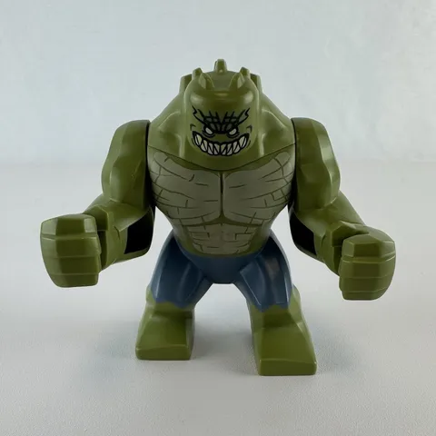 LEGO Killer Croc Bigfig 76055 Great condition 