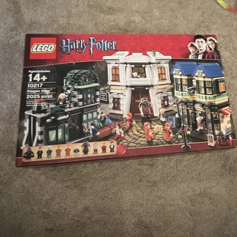 LEGO Harry Potter Diagon Alley 10217 2025 pcs 14+ Complete Set Box Retired