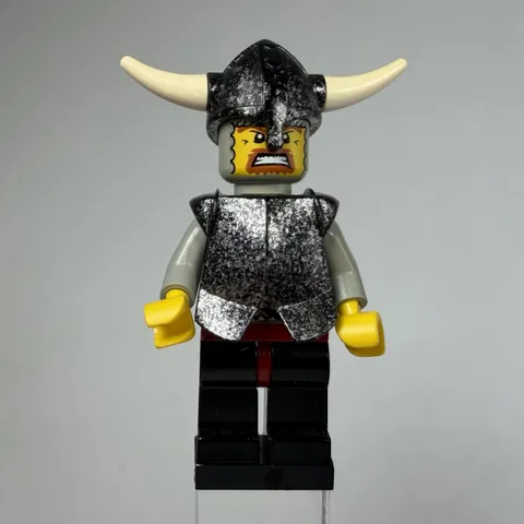 LEGO Viking Warrior 4a Minifigure w/ Armor vik014 7019 Vikings