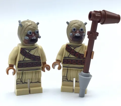 LEGO LOT OF 2 TUSKEN RAIDER MINIFIGURES STAR WARS SAND PEOPLE
