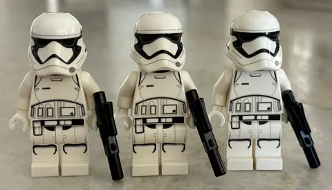 Lego 75103 Star Wars Minifigure sw0667 Stormtrooper First Order Lot of 3