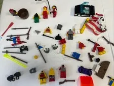 1989 / 1990's vintage LEGO pirate Knight And Other Good Parts