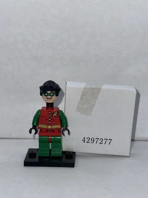Lego Batman Robin Bat009 With Sealed Cape From 2006