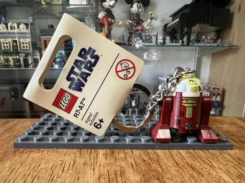 2009 LEGO 852548 Star Wars R7-A7 Astromech Droid Clone Wars Minifigure Keychain