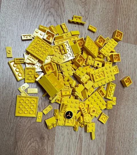LEGO Yellow Plastic Bricks, Plates & Tiles Assorted Bulk Parts Lot