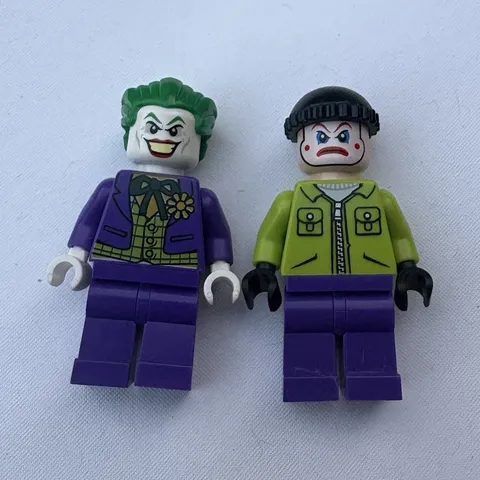 LEGO The Joker Minifigure and henchman 6835