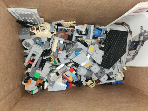 LEGO Star Wars Bulk Lot - Minifigures, Parts, Pieces & Manual (Set 75338)
