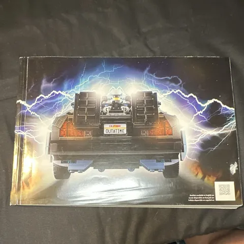 LEGO Icons Back to the Future Time Machine 10300 Illustrated Manual EN/FR/ES