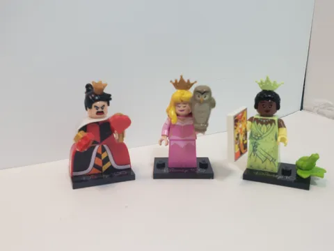 Lot Of 3 Disney 100 Years Lego Minifigures Queen Hearts Princess Tiana & Aurora 