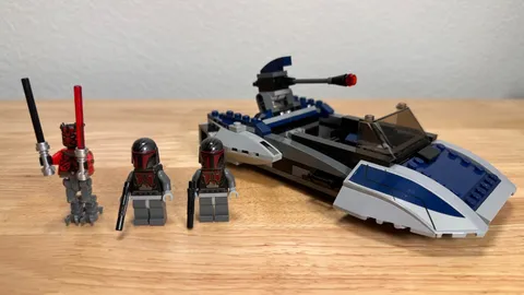 LEGO Star Wars: Mandalorian Speeder (75022)