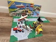 Vintage LEGO 6392 Classic Town Airport Set With Mini Figures Excellent Condition