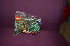LEGO Creator Seasonal Holiday Tree Polybag Set 30576 (70 pcs, Age 6+) Le1