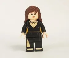 Lego Star Wars Lady Qi’ra from Solo Engineerio Sold Out Minifigure RARE