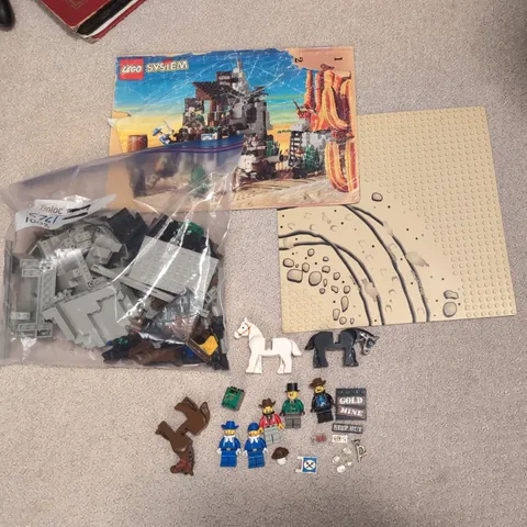 LEGO System: Bandit's Secret Hideout (6761) 100% Complete VERY USED Instructions