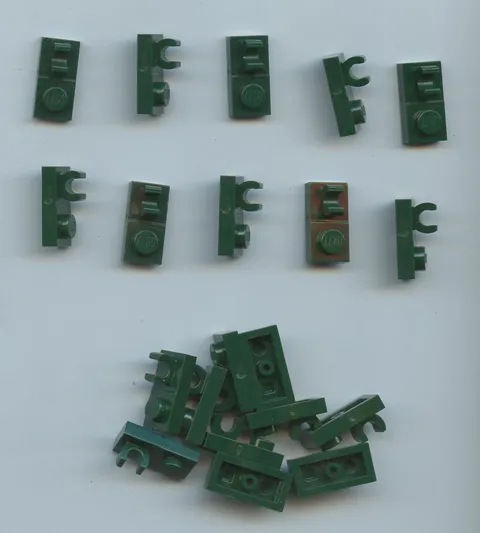 LEGO x 20 Dark Green Plate, Modified 1 x 2 with Open O Clip on Top 44861
