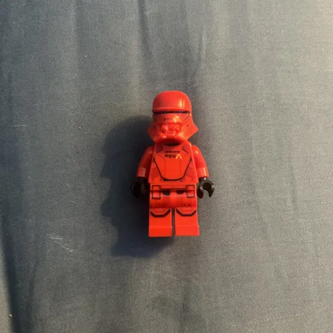 LEGO Star Wars Sith Jet Trooper Minifigure Red 75266 Rise of Skywalker - sw1075