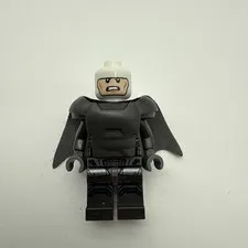 LEGO Super Heroes Batman - Armored without Helmet sh0217a 76044