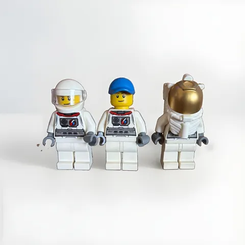 LEGO CITY: Space Port MiniFigure Lot 3368 Mini Fig N109-1143